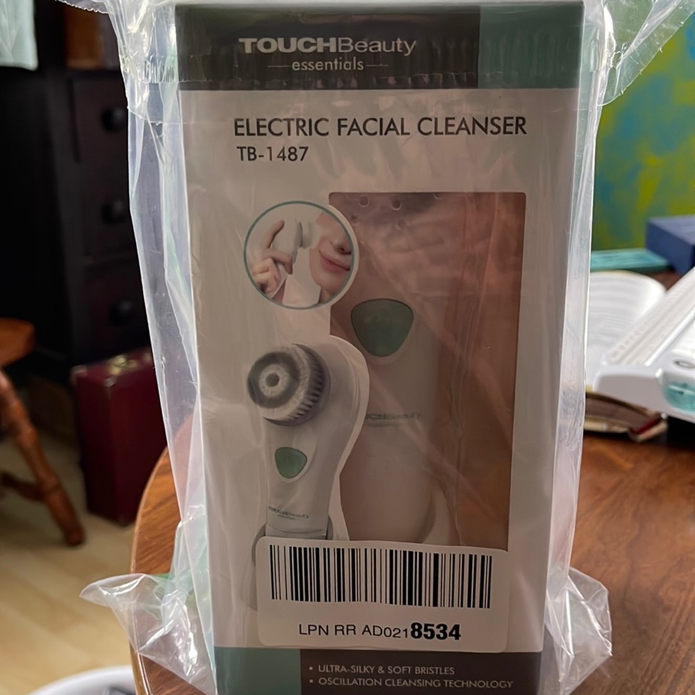 Electric Facial Cleanser